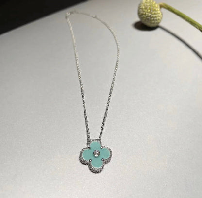 [Glow Muse]CLOVER 1 DIAMOND LIGHT BLUE SILVER NECKLACE