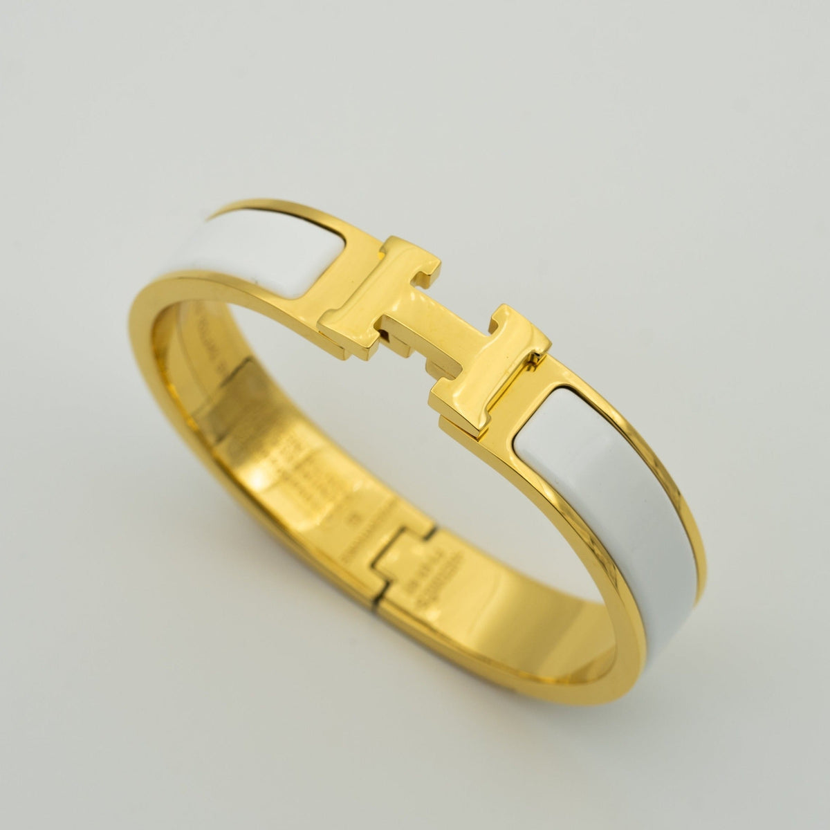[Glow Muse]H WHITE BRACELET