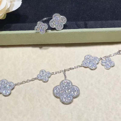 [Glow Muse]CLOVER 6 MOTIFS SILVER DIAMOND BRACELET