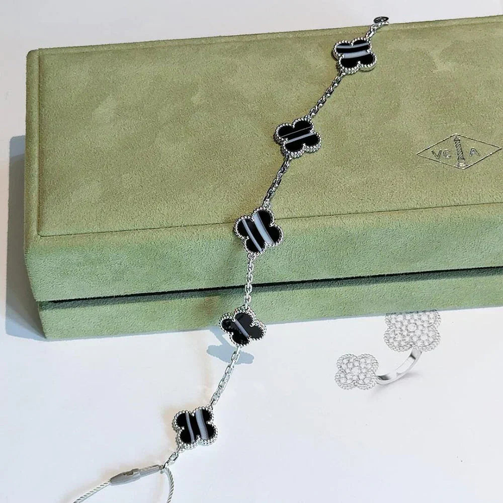 [⭐Glow Muse] CLOVER 5 MOTIF PULSAR STONE BRACELET COLLECTION