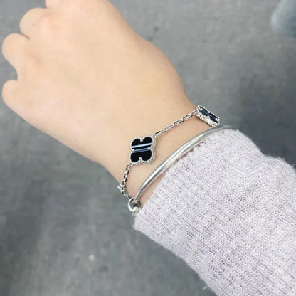 [⭐Glow Muse] CLOVER 5 MOTIF PULSAR STONE BRACELET COLLECTION