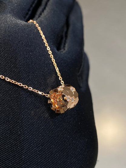 [Glow Muse]BEE LOVE DIAMOND NECKLACE