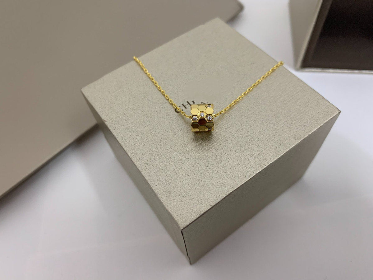 [Glow Muse]BEE LOVE DIAMOND NECKLACE
