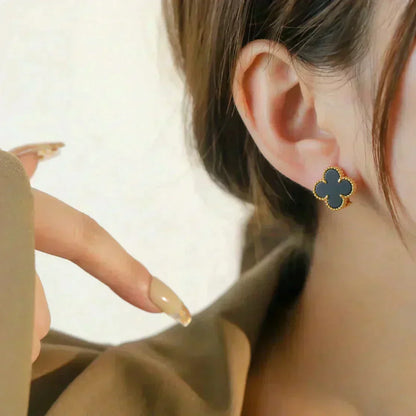 [Glow Muse]CLOVER MEDIUM 1 MOTIFS  ONYX STUD EARRINGS