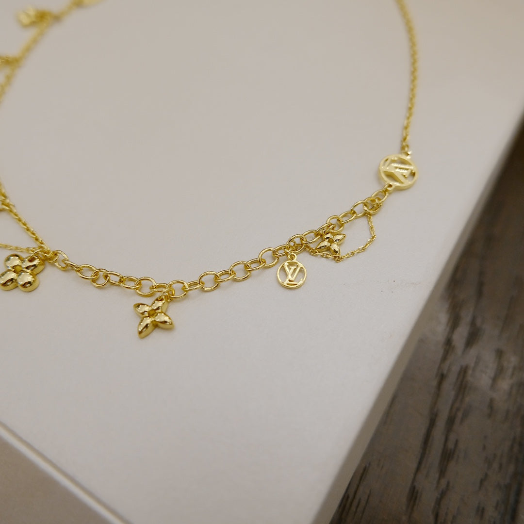 [Glow Muse]BLOOMING SUPPLE NECKLACE BRASS