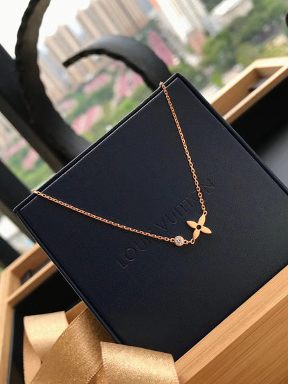 [Glow Muse]BLOSSOM PENDANT PINK GOLD AND DIAMOND