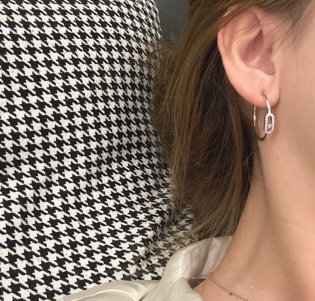 [Glow Muse]CREOLES MOVE UNO PM DIAMOND EARRINGS