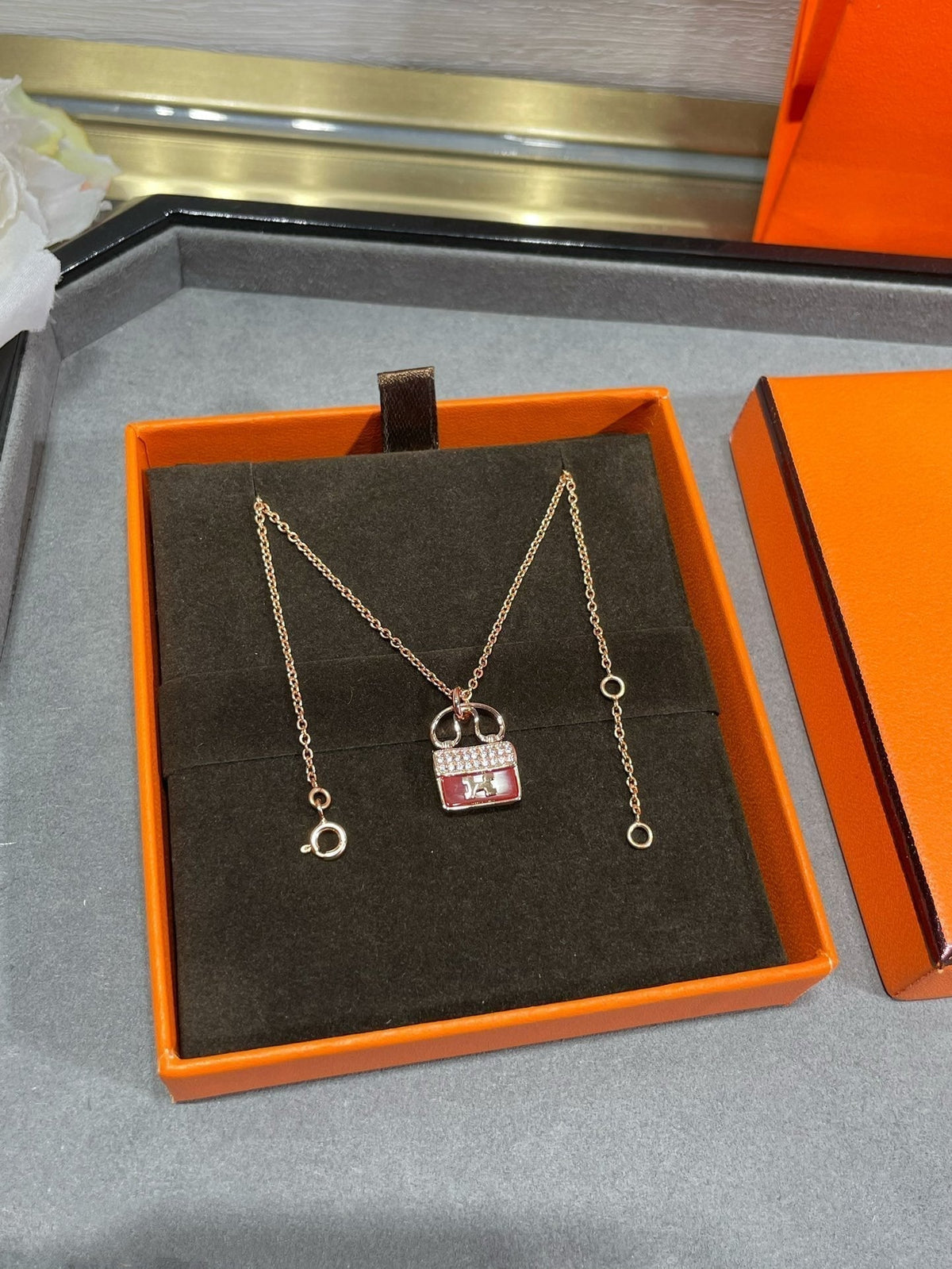 [Glow Muse]H CIRCE MOISSANITE PENDANT NECKLACE GOLD