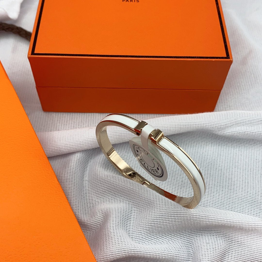 [Glow Muse]CLASSIC HM CLIC WHITE 8MM ENAMEL BRACELET