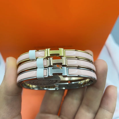 [Glow Muse]CLASSIC HM CLIC  PINK 8MM ENAMEL BRACELET