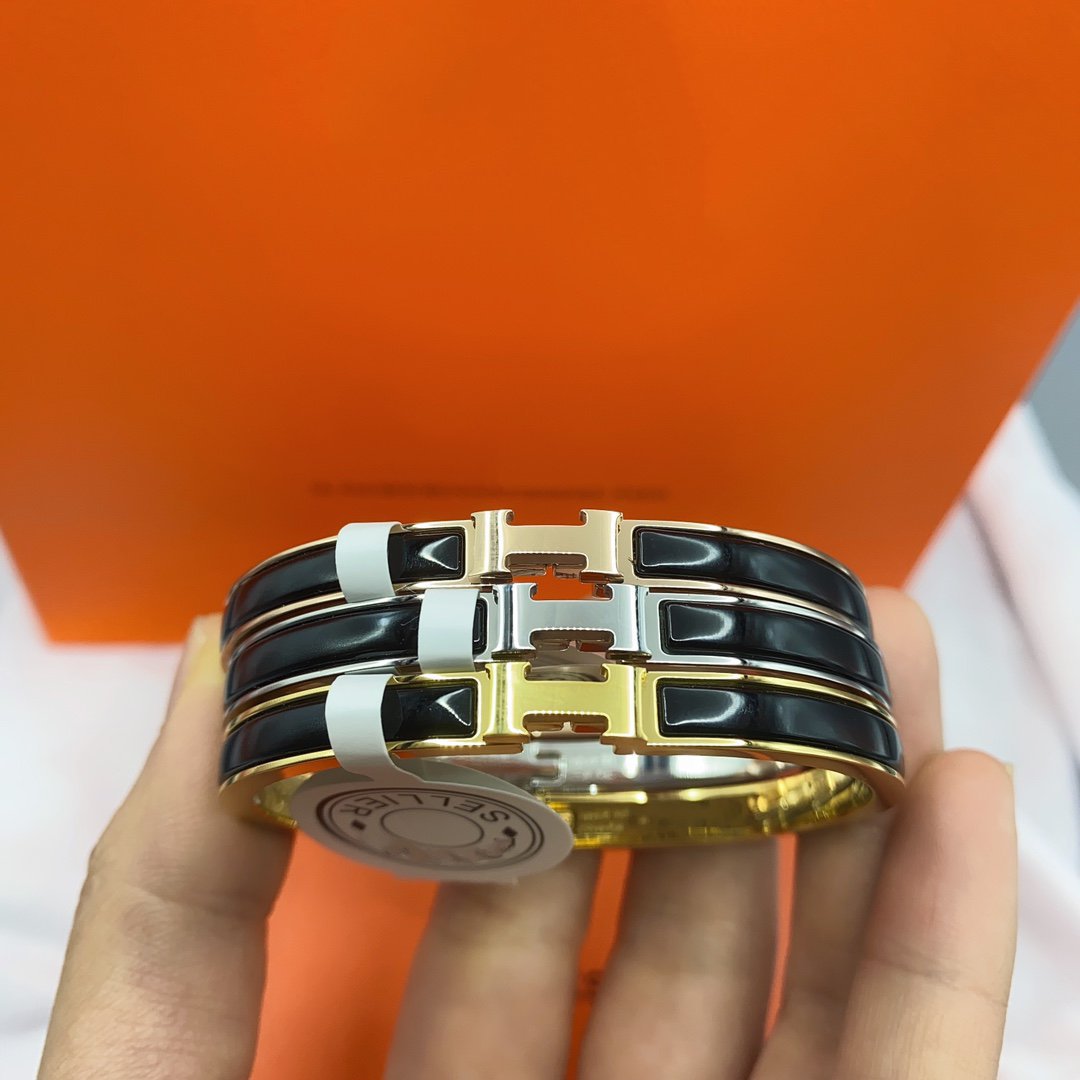 [Glow Muse]CLASSIC HM CLIC BLACK 8MM ENAMEL BRACELET