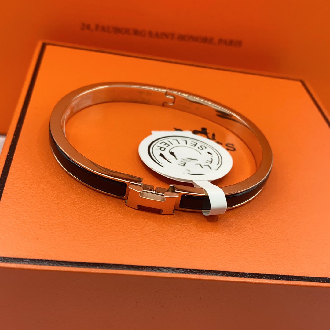 [Glow Muse]CLASSIC HM CLIC BLACK 8MM ENAMEL BRACELET