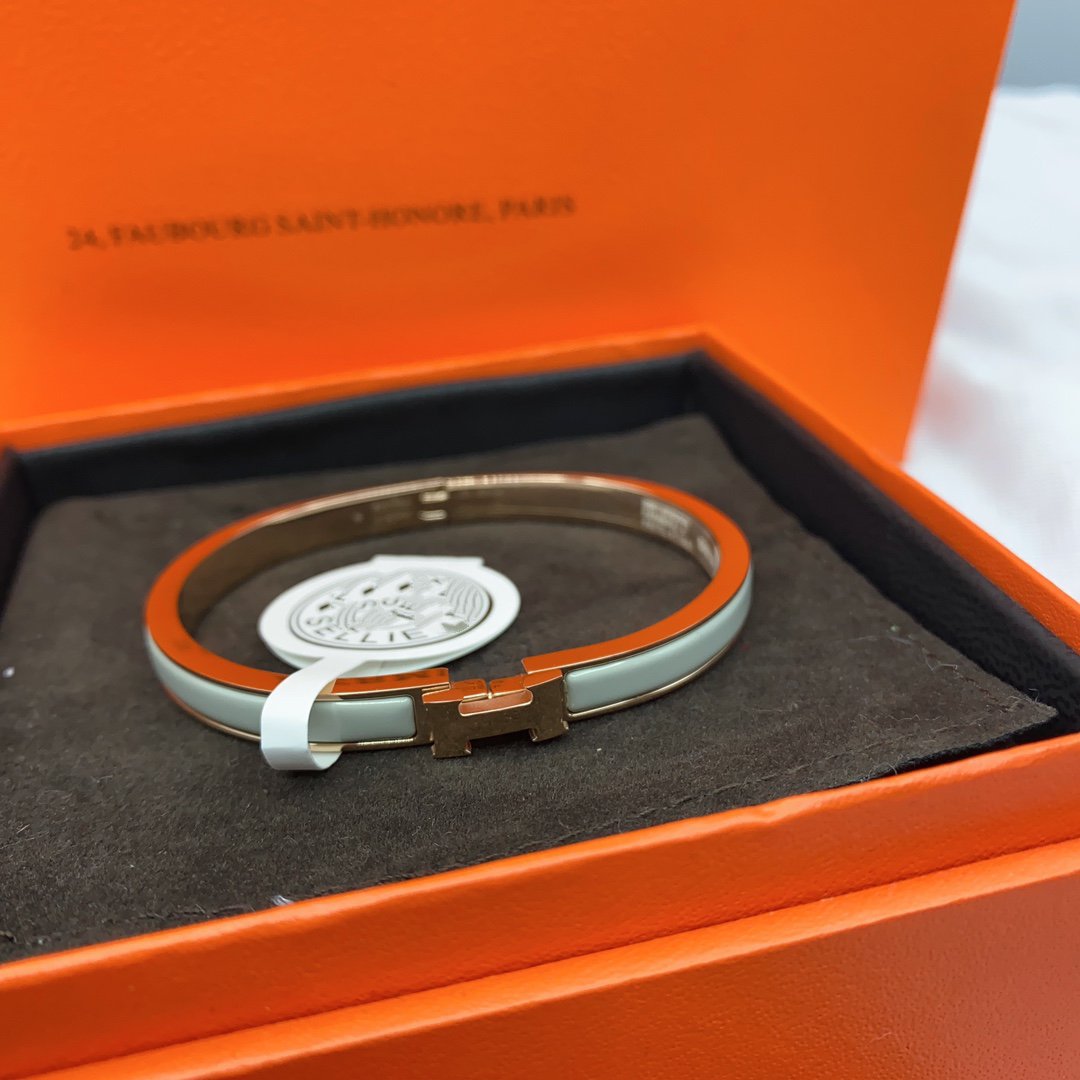 [Glow Muse]CLASSIC HM CLIC GREEN 8MM ENAMEL BRACELET