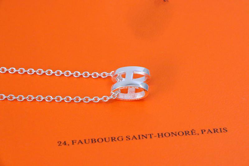[Glow Muse]HM NECKLACE H LETTER OVAL SERIES