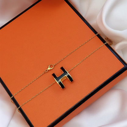 [Glow Muse]HM CLIC BLACK ENAMEL GOLD NECKLACE