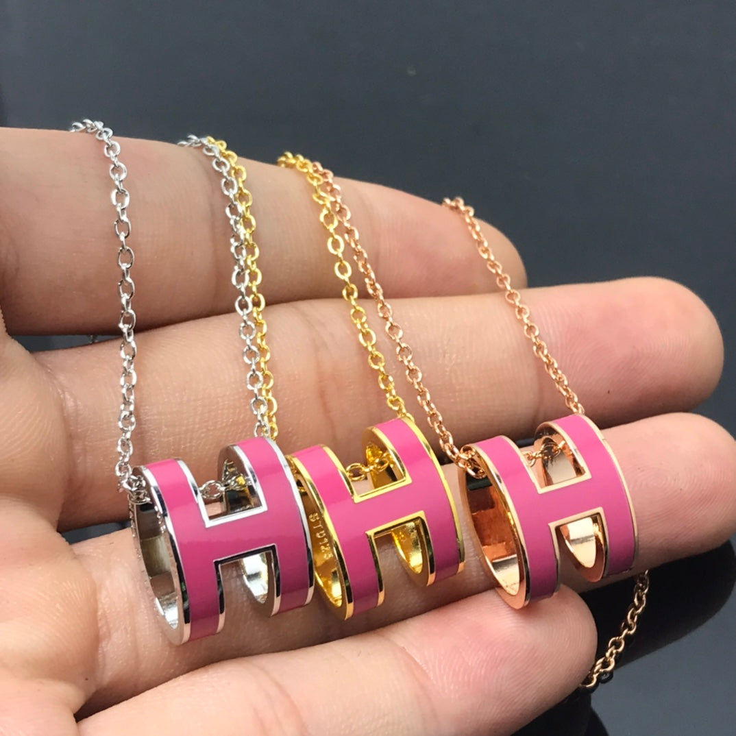 [Glow Muse]H NECKLACE PINK
