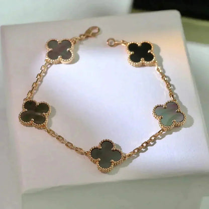 [⭐Glow Muse] CLOVER 5 MOTIF GRAY MOP BRACELET COLLECTION