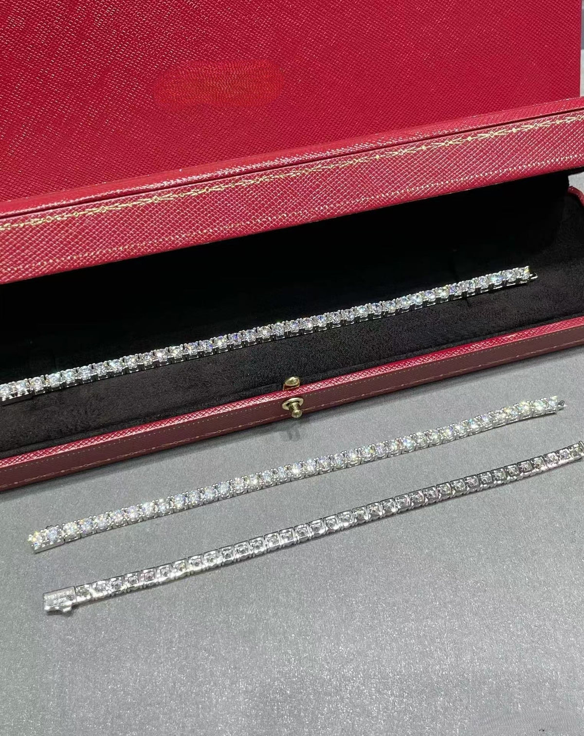 [Glow Muse jewelrys]TENNIS BRACELET WITH FULL DIAMOND SETTING
