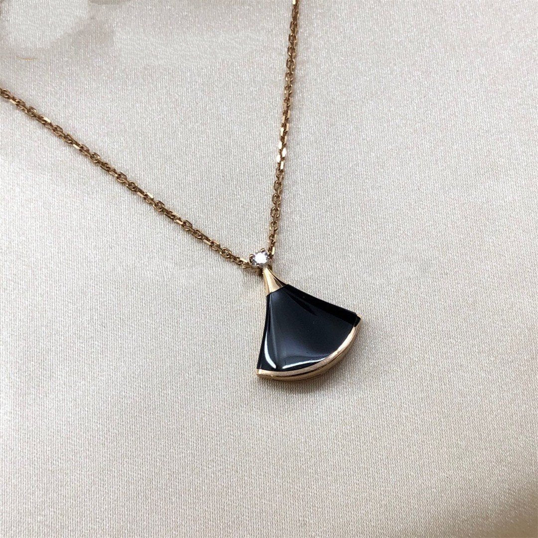 [Glow Muse]DREAM NECKLACE ONYX 1 DIAMOND