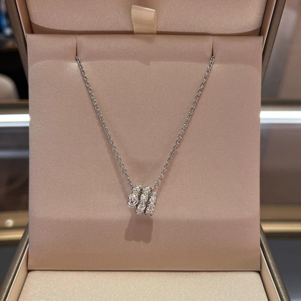 [Glow Muse]SERPENTI  NECKLACE DOUBLE RING DIAMOND