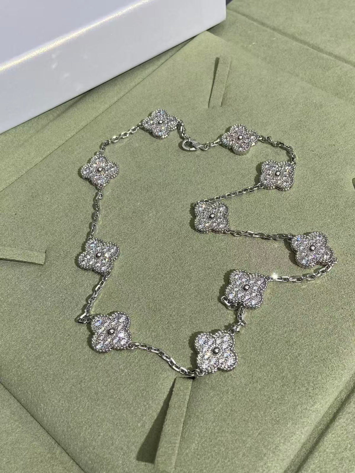 [Glow Muse Jewelry]CLOVER 10 MOTIFS  FULL DIAMOND NECKLACE