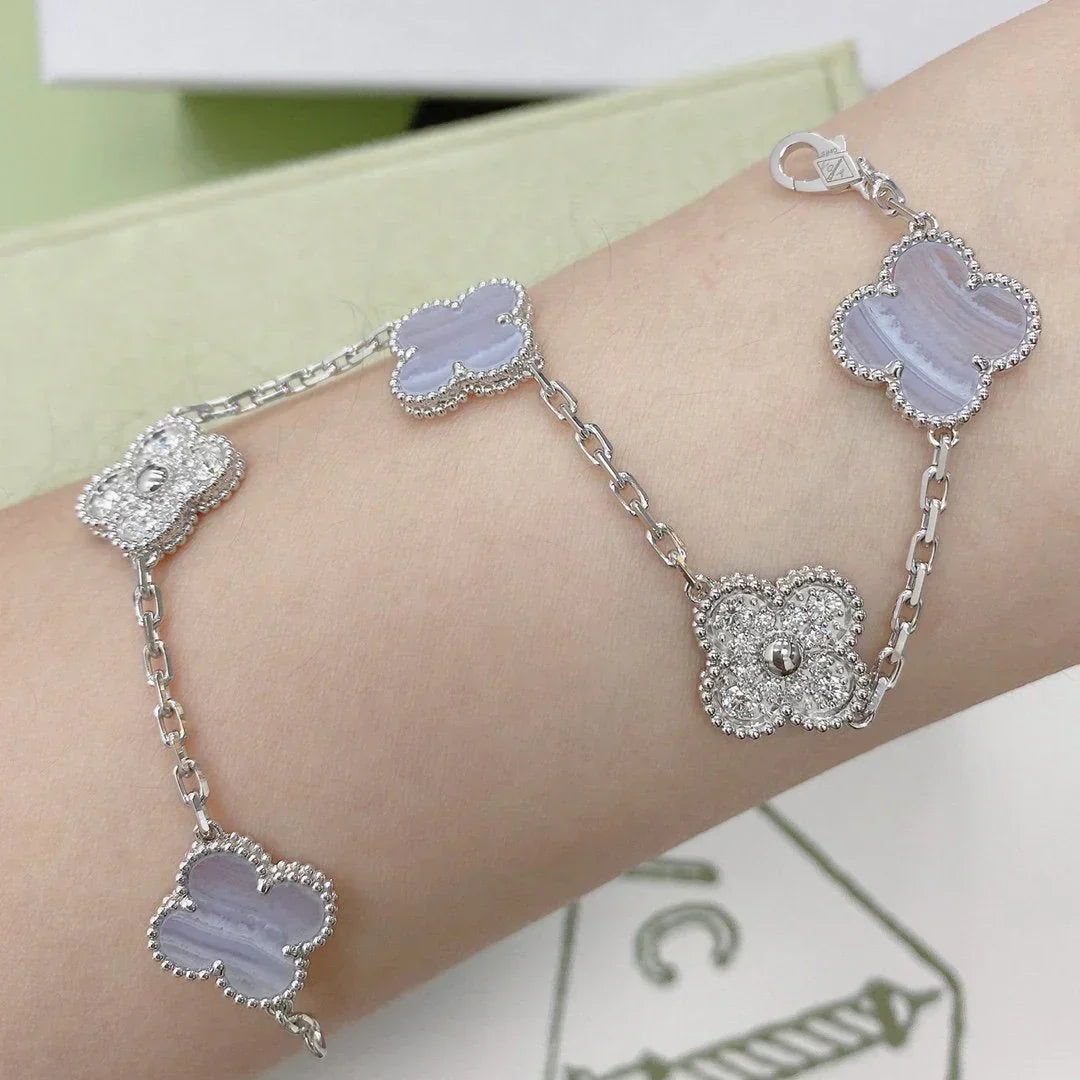 [⭐Glow Muse] CLOVER 5 MOTIF PURPLE CHALCEDONY BRACELET COLLECTION