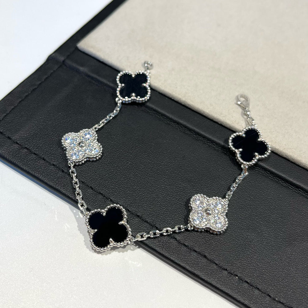 [⭐Glow Muse] CLOVER 5 MOTIF ONYXS BRACELET COLLECTION