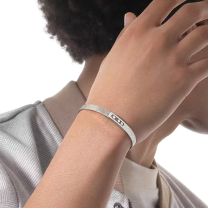 [Glow Muse]Move Noa Ciselé half pavé bangle