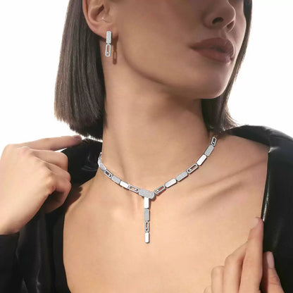 [Glow Muse]Imperial Move SM Diamond Earrings