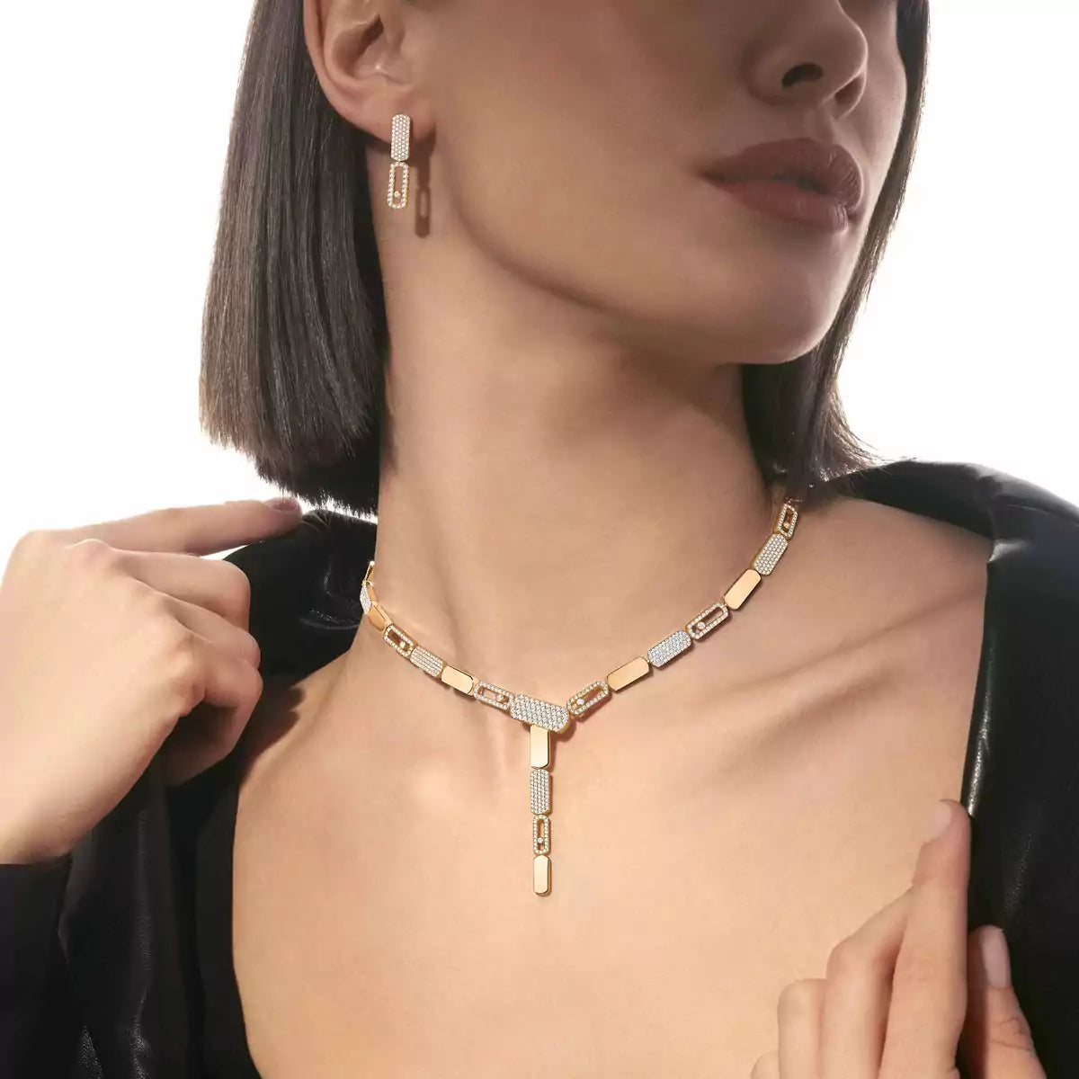 [Glow Muse]Imperial Move SM Diamond Earrings
