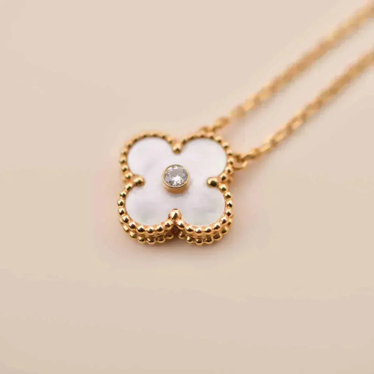 [Glow Muse]CLOVER 15MM DIAMOND WHITE FRITILLARIA NECKLACE