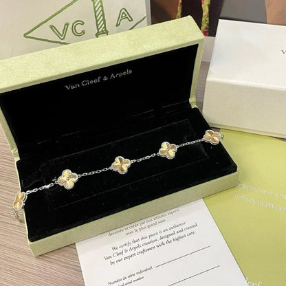 [Glow Muse] CLOVER 5 MOTIF LASER BRACELET COLLECTION