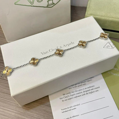 [⭐Glow Muse] CLOVER 5 MOTIF LASER BRACELET COLLECTION