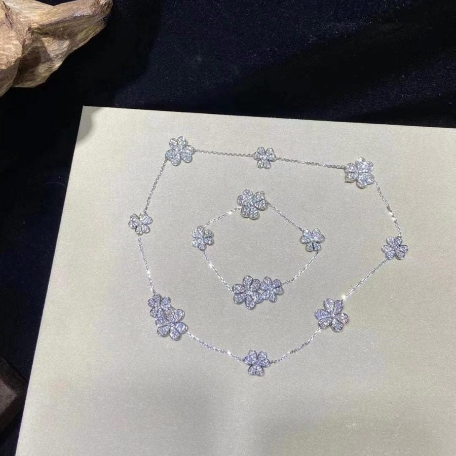 [Glow Muse]FRIVOLE SILVER 5 FLOWERS BRACELET
