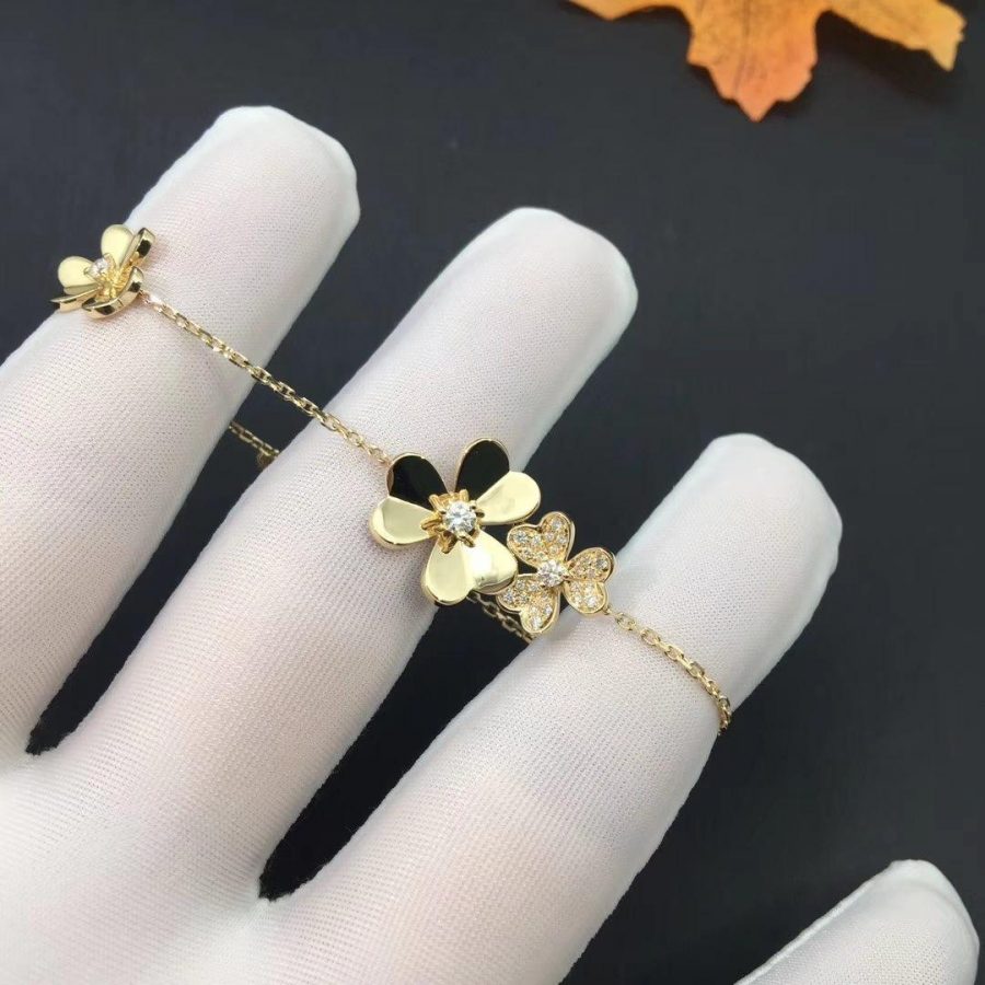 [Glow Muse]FRIVOLE GOLD 5 FLOWERS BRACELET