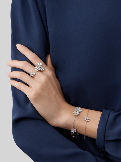 [Glow Muse]FRIVOLE SILVER FLOWER DIAMOND BRACELET