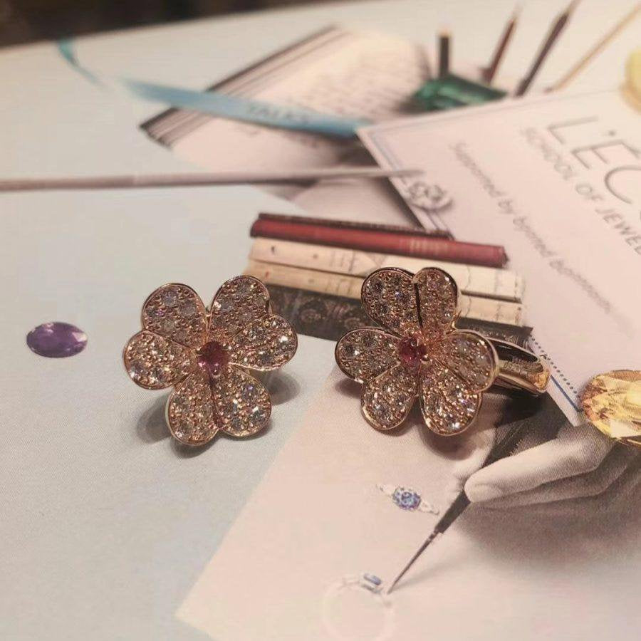 [Glow Muse]FRIVOLE PINK GOLD FLOWER DIAMOND EARRINGS