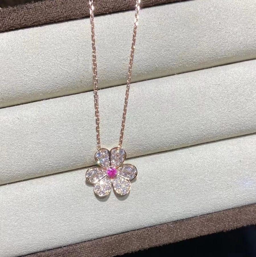 [Glow Muse]FRIVOLE ROSE GOLD FLOWER DIAMOND NECKLACE