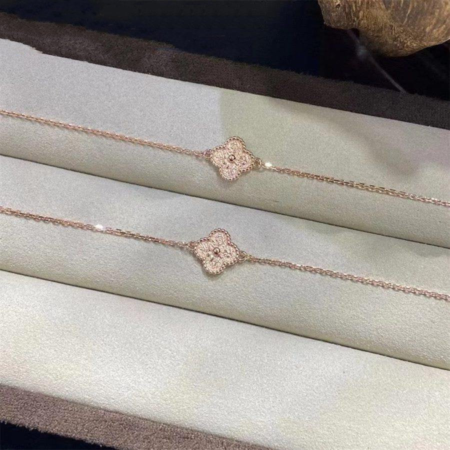 [Glow Muse]CLOVER SINGLE FLOWER BRACELET