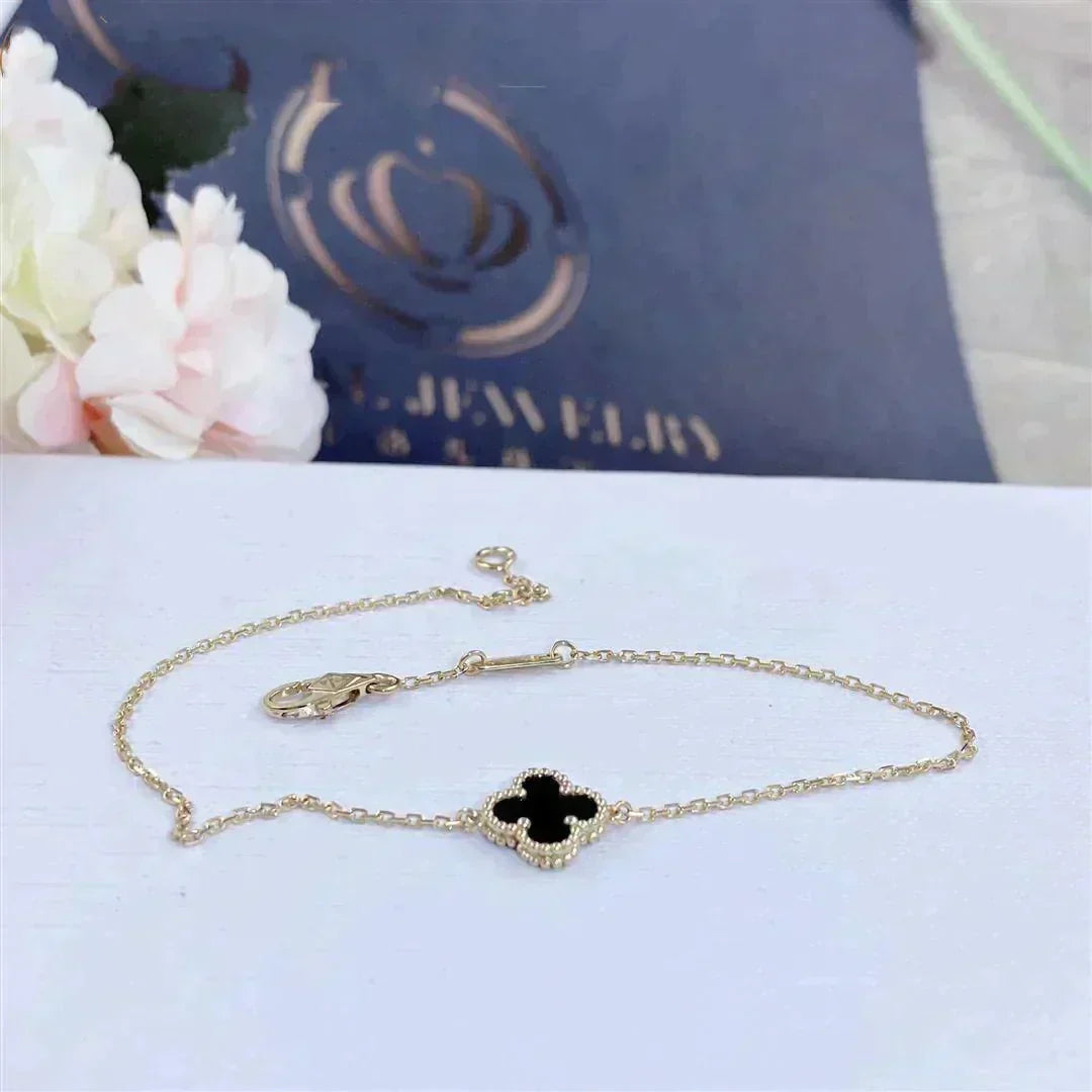 [Glow Muse]CLOVER ONYX SINGLE FLOWER BRACELET