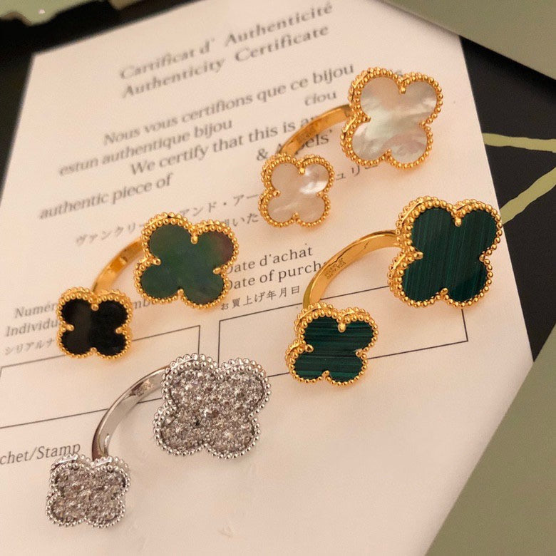 [Glow Muse]CLOVER BETWEEN THE FINGER RING