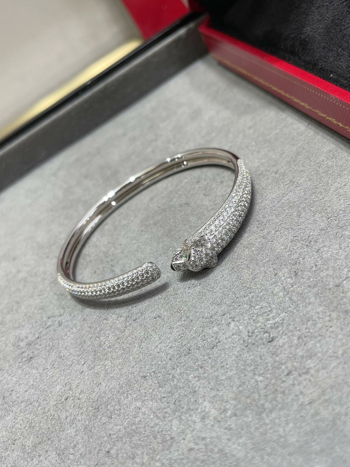 [Glow Muse]PANTHERE FULL DIAMOND OPEN BRACELET