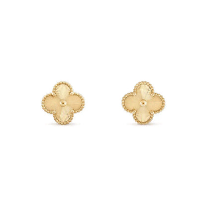 [Glow Muse]CLOVER MEDIUM 1 MOTIFS LASER EARRINGS