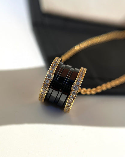 [Glow Muse]ZERO 1 BLACK CERAMIC DIAMOND PINK GOLD NECKLACE